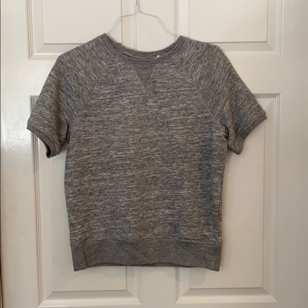Gray Sweatshirt tee